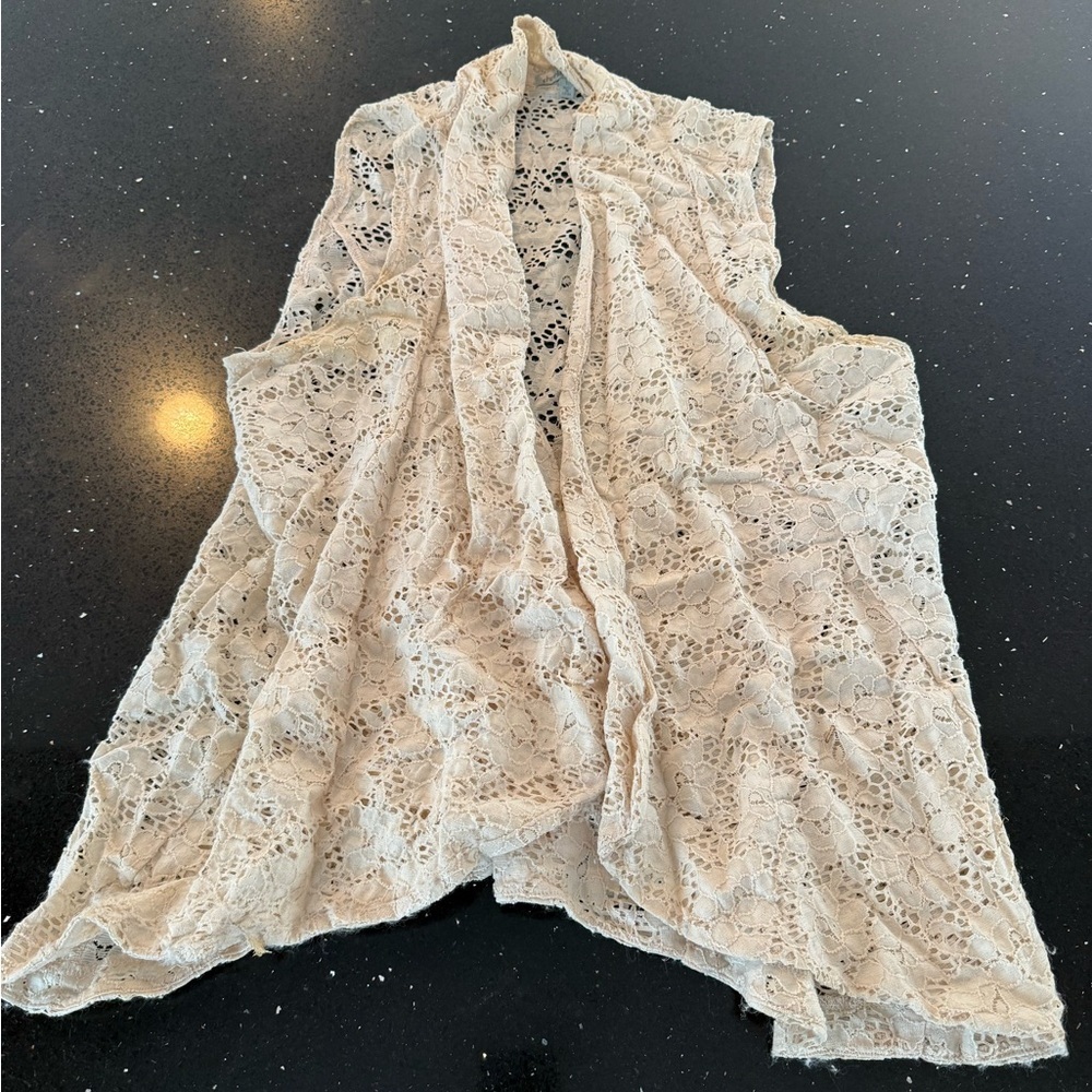 Charlotte Russe Cream Lace Open Front Vest